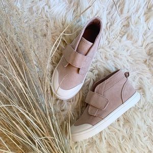 Old Navy || High Top Sneakers